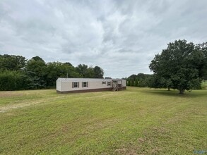 15025 Hobbs Rd in Athens, AL - Building Photo - Building Photo