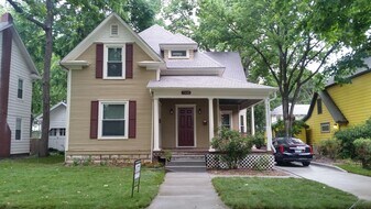 1508 Humboldt, Unit B-1508 1/2 in Manhattan, KS - Building Photo