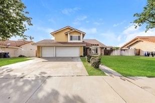 45341 Rancho La Brea Dr in Riverside, CA - Building Photo