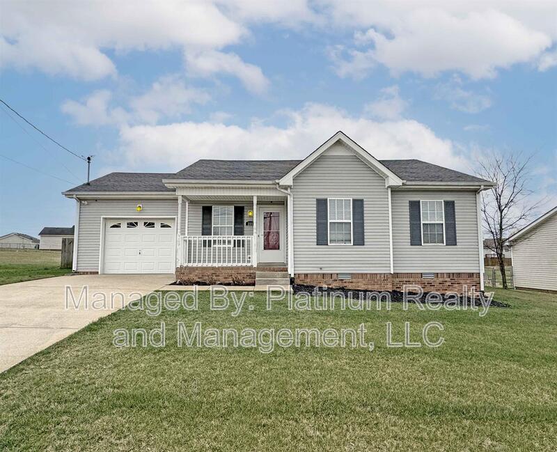 205 Ruf Dr in Oak Grove, KY - Building Photo