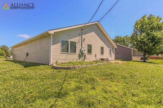 216 Kopp Dr in Manhattan, KS - Building Photo - Building Photo