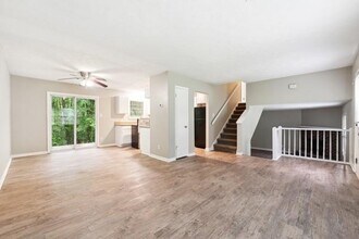4326 Dogwood Farms Dr in Decatur, GA - Building Photo - Building Photo
