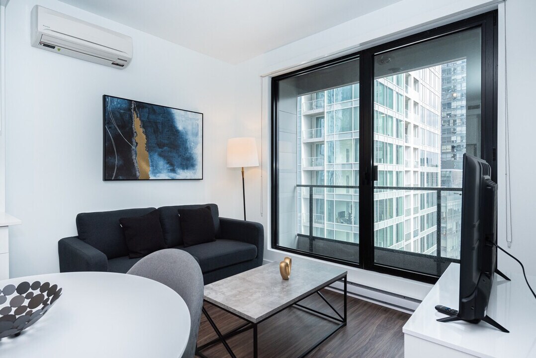 1373 Av. Argyle in Montréal, QC - Building Photo