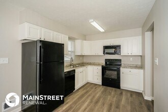 5521 Branston Dr in Louisville, KY - Building Photo - Building Photo