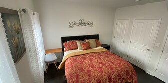 1012 McDonogh St in Baltimore, MD - Building Photo