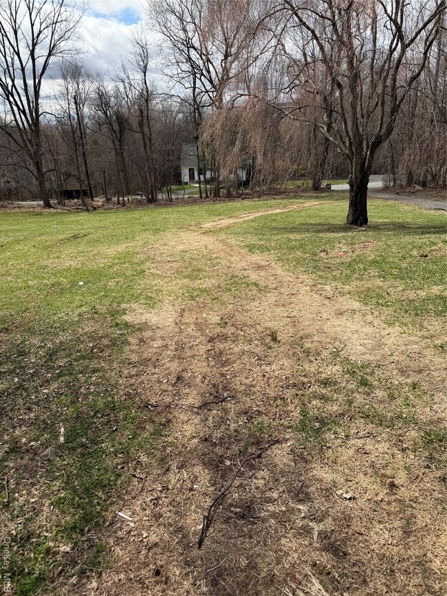 40 Felter Hill Rd in Monroe, NY - Building Photo - Building Photo