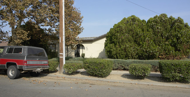 1687-1693 Elm Ave in Atwater, CA - Building Photo - Building Photo