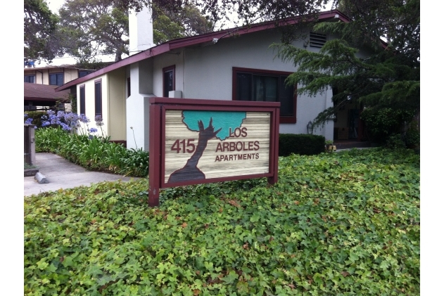 Los Arboles Apartments in Monterey, CA - Building Photo - Building Photo