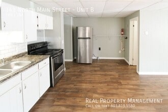 141 N Main St in Rochester, NH - Building Photo - Building Photo