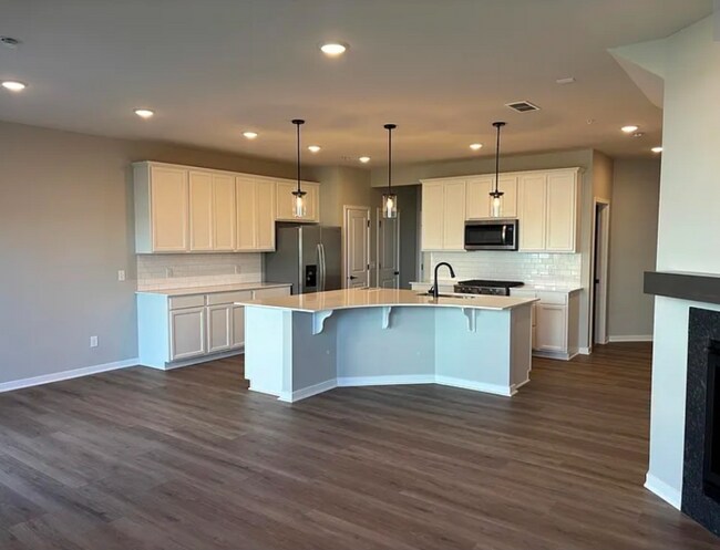 1775 Hauer Trail in Shakopee, MN - Building Photo - Building Photo