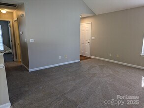 329 Cedarcroft Dr in Mooresville, NC - Building Photo - Building Photo