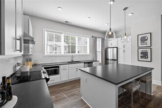 1336 Breezy St SE in Atlanta, GA - Building Photo - Building Photo