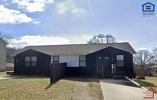 425 Revels Dr in Nashville, TN - Building Photo