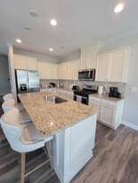 5806 Clan Maclaine Dr in Charlotte, NC - Building Photo