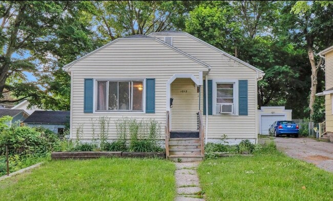 property at 1012 Greenwood Ave