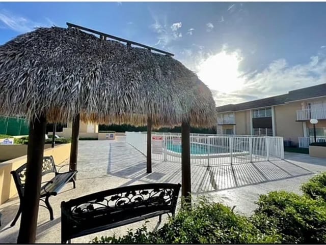 5325 SW 77th Ct, Unit Lakeview Gardens