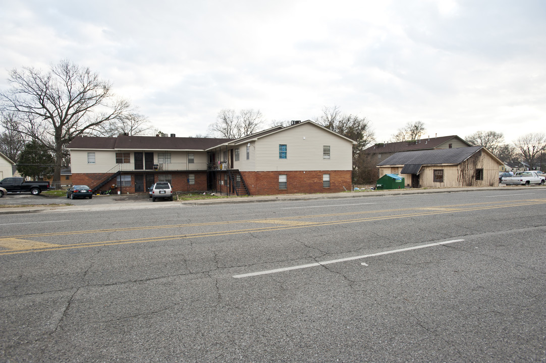 821 Graymont Ave W in Birmingham, AL - Foto de edificio