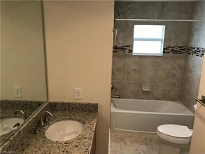 27700 S Roslin Pl, Unit Roslin 4 in Bonita Springs, FL - Building Photo - Building Photo