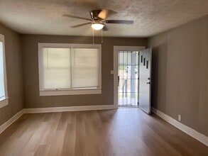 619 Melrose Ave in Griffin, GA - Building Photo - Building Photo