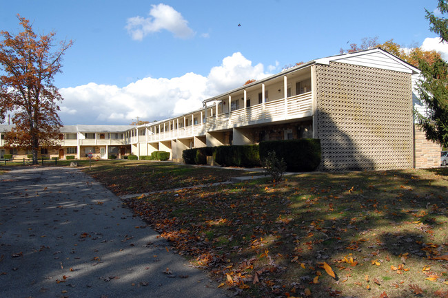 Carlton House Apartments