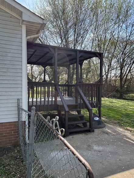 641 Artic Ave in Oak Grove, KY - Building Photo - Building Photo