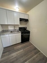 1919 H St in Merced, CA - Building Photo - Building Photo