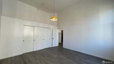 375 12th St in Oakland, CA - Building Photo - Building Photo