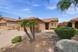 6844 W Harrison St in Chandler, AZ - Building Photo - Building Photo