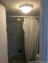 153 Brighton Ave, Unit 14 in Boston, MA - Foto de edificio - Building Photo