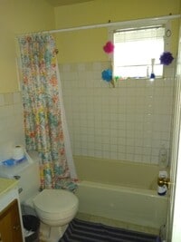 7742 Mclean St, Unit B - 6