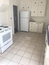 719 W Taylor Rd in Turlock, CA - Building Photo - Building Photo