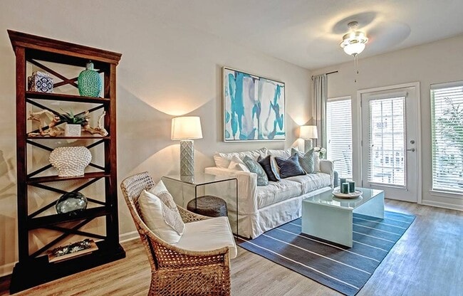 Brookview at Navarre Sound in Navarre, FL - Foto de edificio - Building Photo