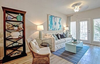 Brookview at Navarre Sound in Navarre, FL - Foto de edificio - Building Photo