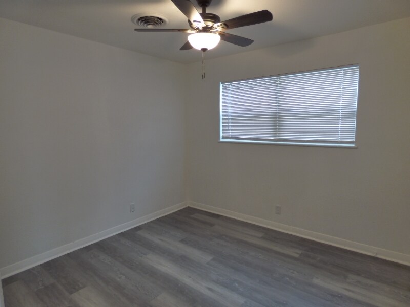 3627 Bowling Ln in Orange, TX - Building Photo