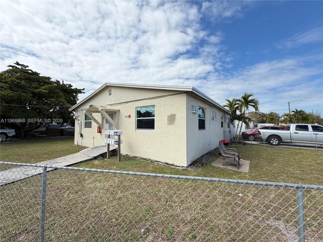 property at 912 NW 9th Ave