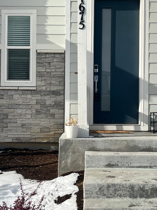 1675 S Andes Way in Aurora, CO - Building Photo
