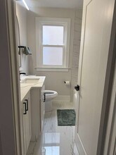 4846 W Roscoe St, Unit Apt #2 in Chicago, IL - Building Photo - Building Photo