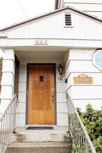 905 NE C St in Pullman, WA - Foto de edificio - Building Photo