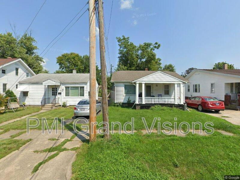 336 S 19th St in Decatur, IL - Building Photo