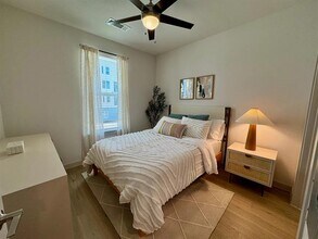 320 Goll St in Kyle, TX - Building Photo - Building Photo