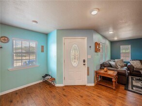 691 Tamarack Dr in Canyon Lake, TX - Building Photo - Building Photo