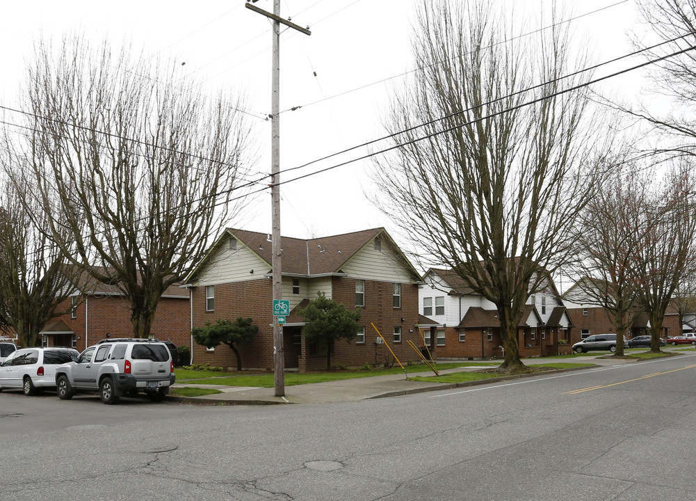 Eliot Square in Portland, OR - Building Photo