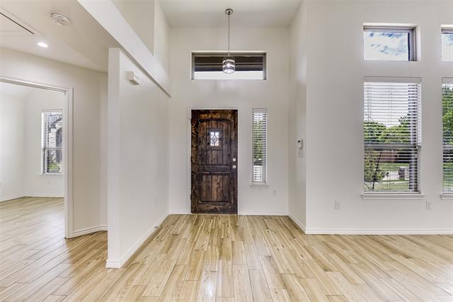 8518 Linda Vista Dr in Rowlett, TX - Building Photo - Building Photo