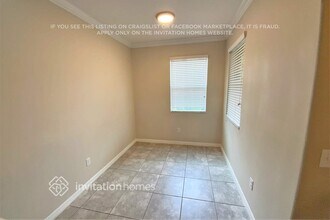 10667 Lake Montauk Dr in Riverview, FL - Building Photo - Building Photo