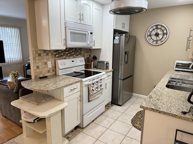 property at 2048 Rexford A