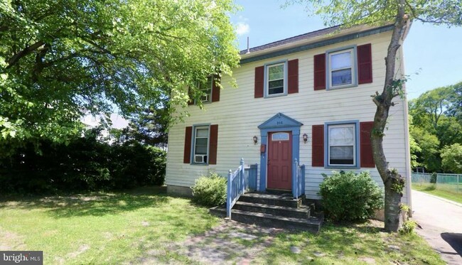 property at 310 Ellis St