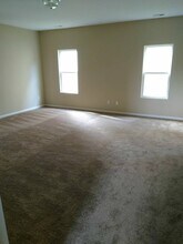 7708 E Lane Dr in Charlotte, NC - Building Photo - Building Photo