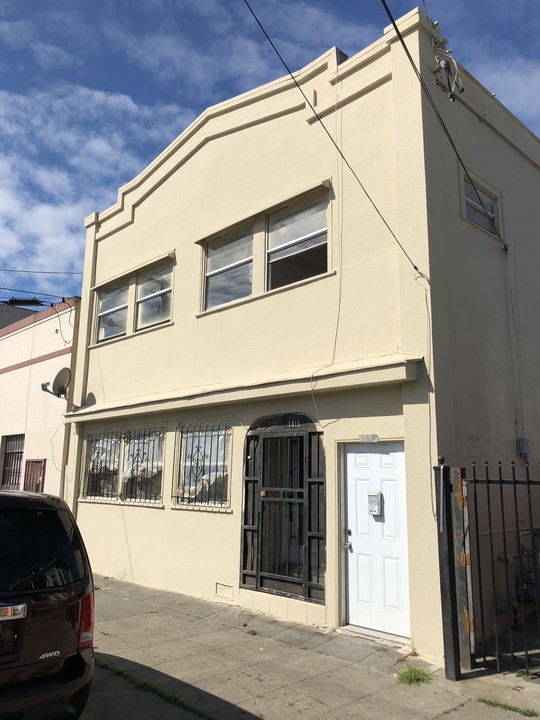 1415 45th Ave in Oakland, CA - Building Photo