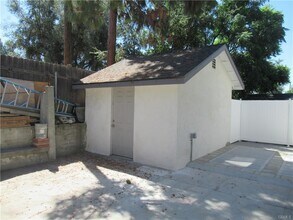 4532 Sharon Ave in Montrose, CA - Building Photo - Building Photo