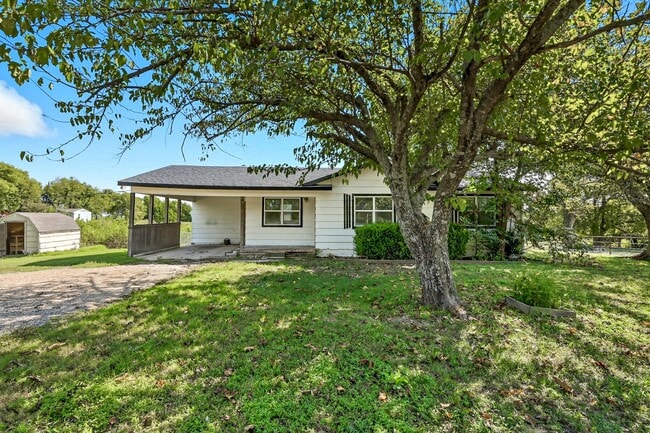 property at 1166 N Texas 78 Business